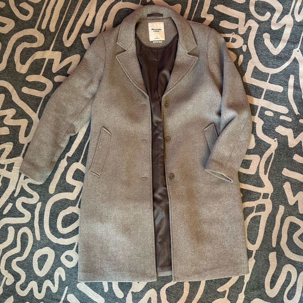 Abercrombie & Fitch Women’s Large Gray Dad Coat